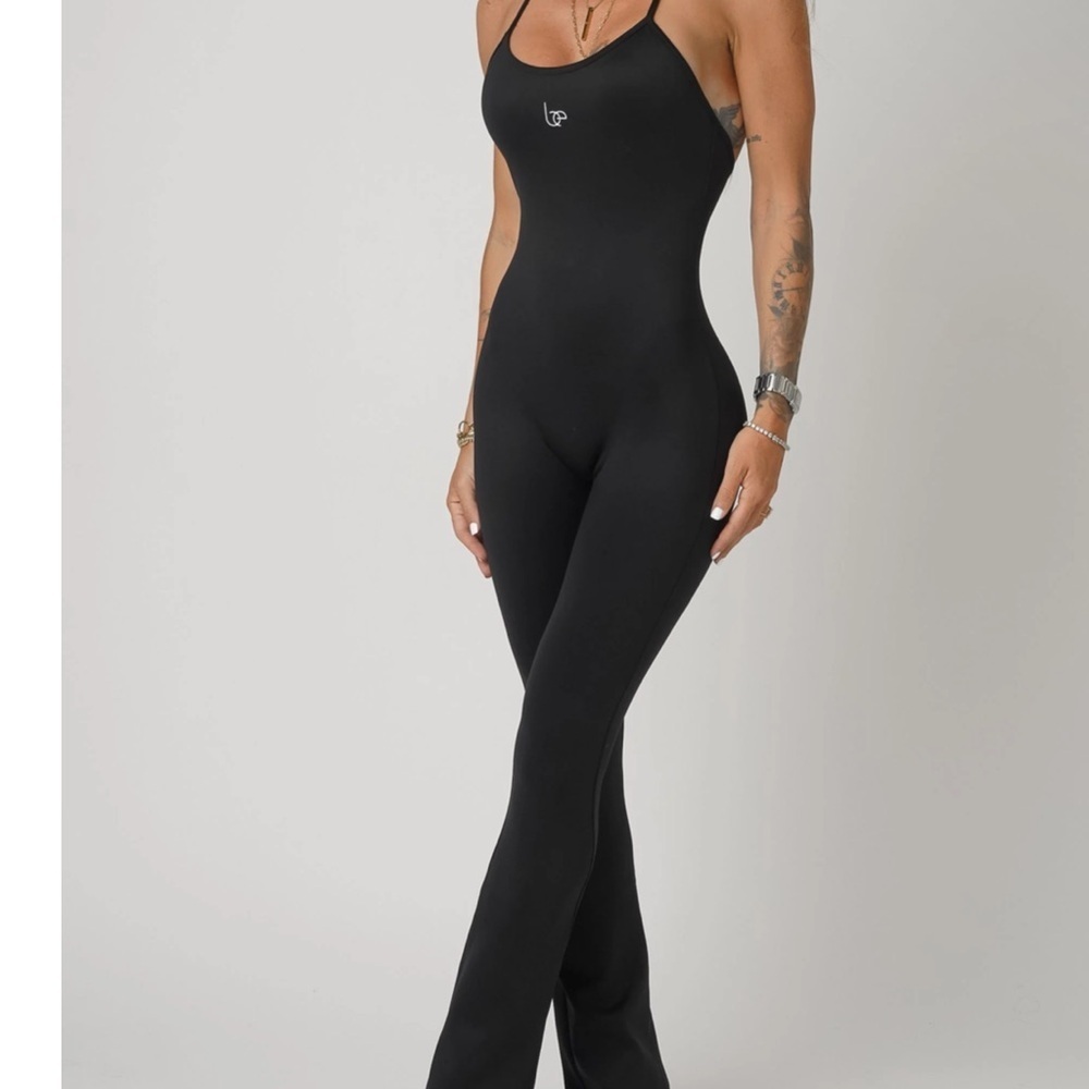 Black jumpsuit size xl. Nwot - Picture 2 of 4